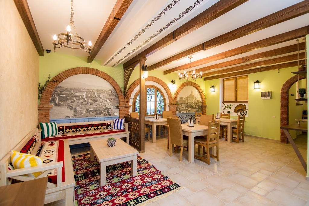 Metekhi'S Galavani Hotel Tbiliszi Kültér fotó
