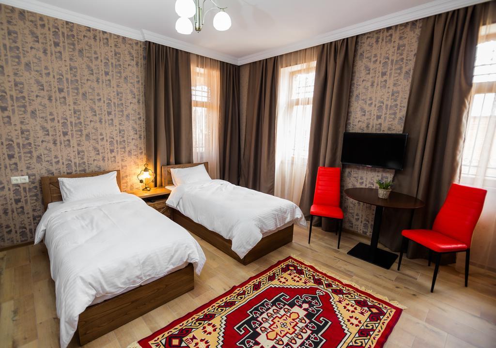 Metekhi'S Galavani Hotel Tbiliszi Szoba fotó