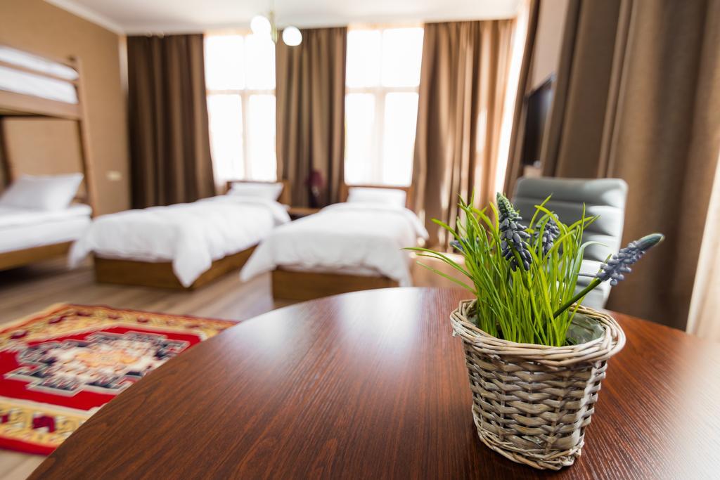 Metekhi'S Galavani Hotel Tbiliszi Kültér fotó