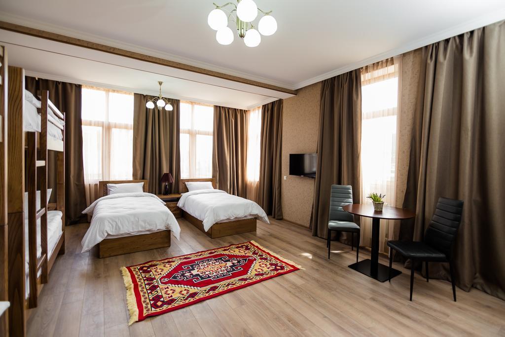 Metekhi'S Galavani Hotel Tbiliszi Kültér fotó