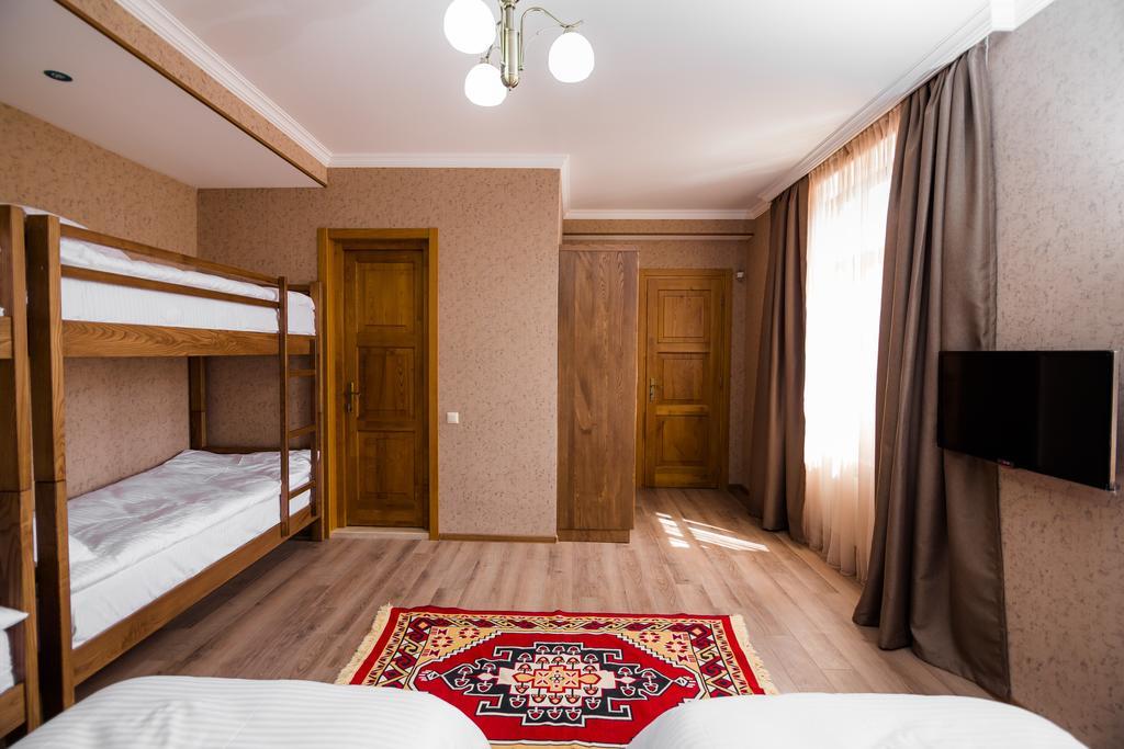 Metekhi'S Galavani Hotel Tbiliszi Kültér fotó