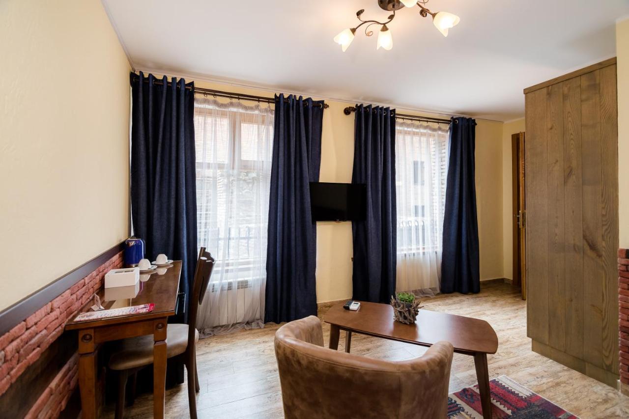 Metekhi'S Galavani Hotel Tbiliszi Kültér fotó