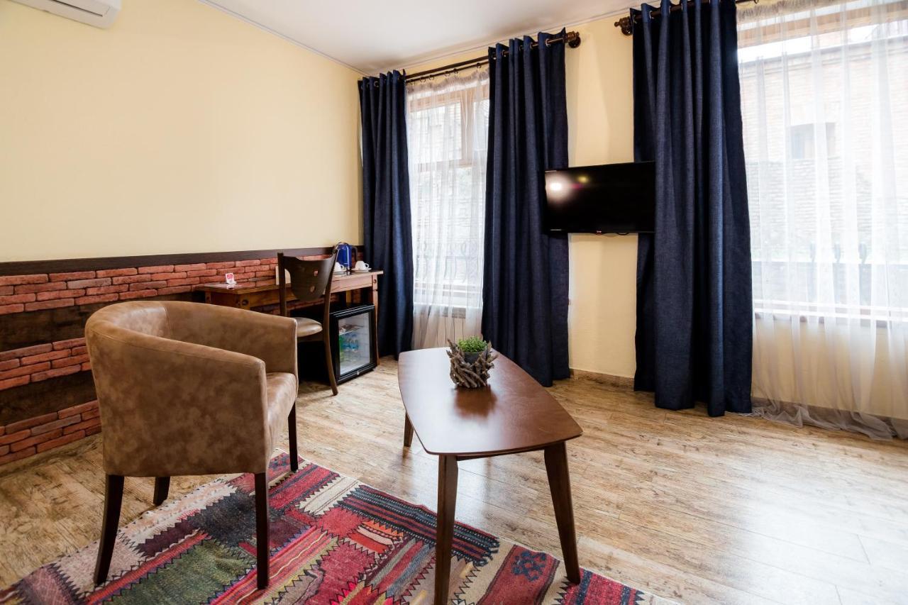 Metekhi'S Galavani Hotel Tbiliszi Kültér fotó