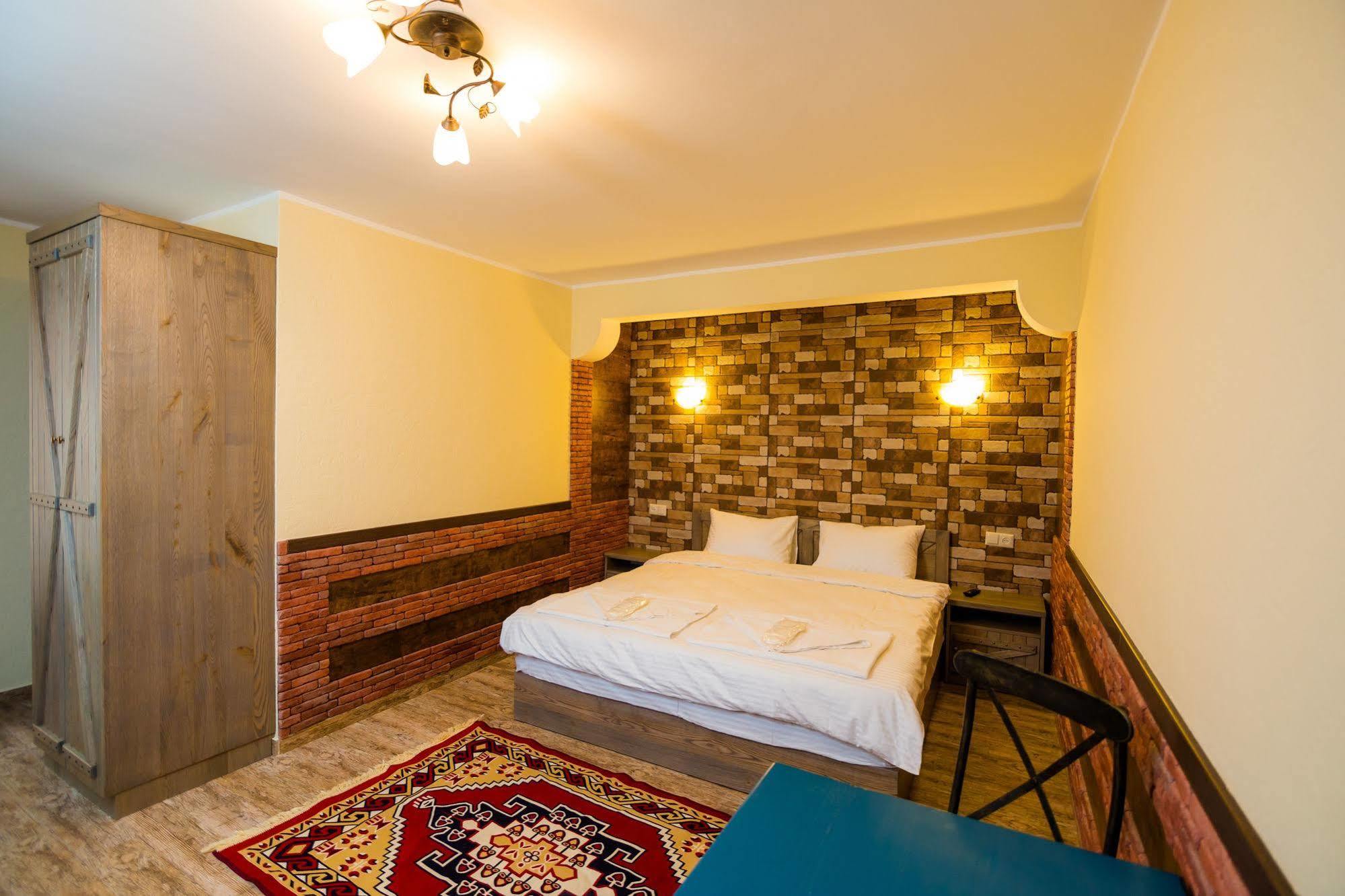 Metekhi'S Galavani Hotel Tbiliszi Kültér fotó
